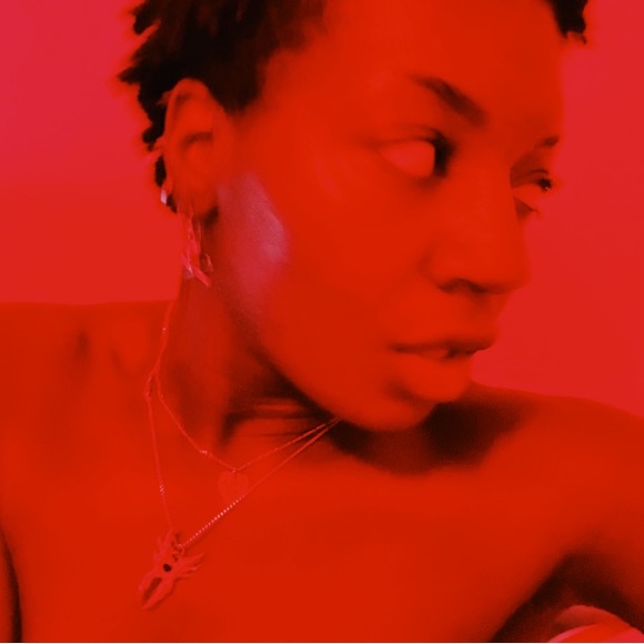 Meet your Posher, Anjanette - Picture 1 of 1